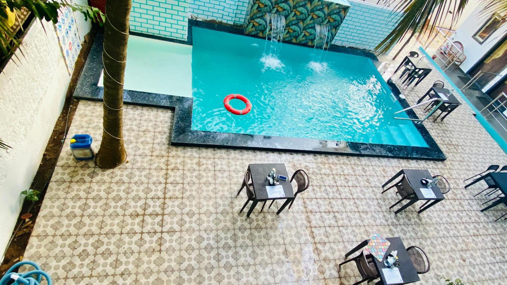 Bsg Stay - Turtle Beach Morjim Goa Extérieur photo